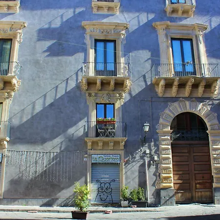 Apartman Il Barocco, 3 Bedrooms Deluxe 230mq2 Catania