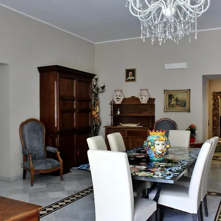 Apartamento Il Barocco, 3 Bedrooms Deluxe 230mq2
