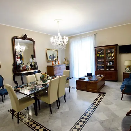 Il Barocco, 3 Bedrooms Deluxe 230mq2 Catania