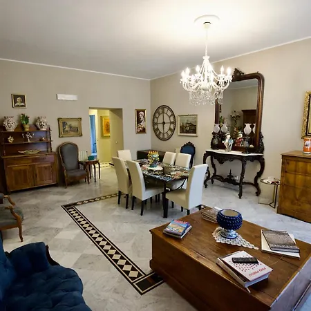 Il Barocco, 3 Bedrooms Deluxe 230mq2 * Catania